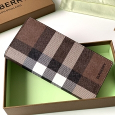 Burberry Wallets & Purse